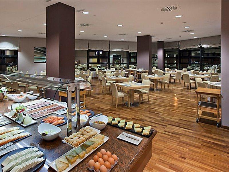 Ilunion Pio XII Hotel Madrid Ngoại thất bức ảnh