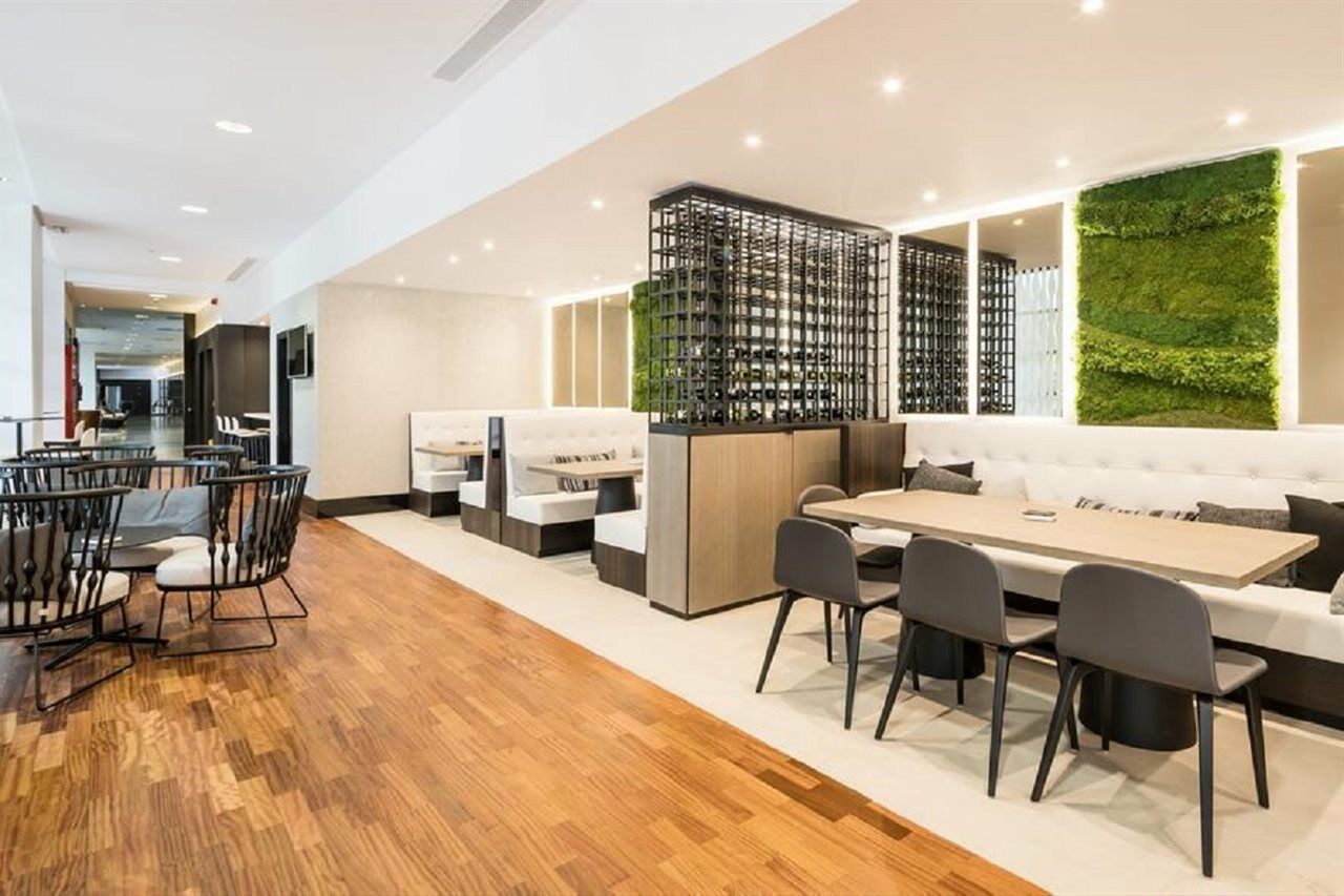 Ilunion Pio XII Hotel Madrid Ngoại thất bức ảnh