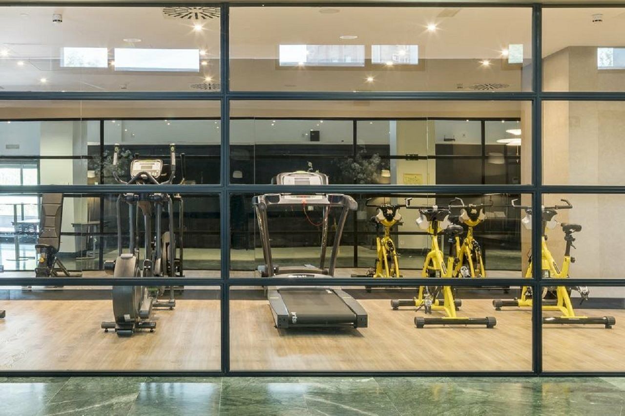 Ilunion Pio XII Hotel Madrid Ngoại thất bức ảnh