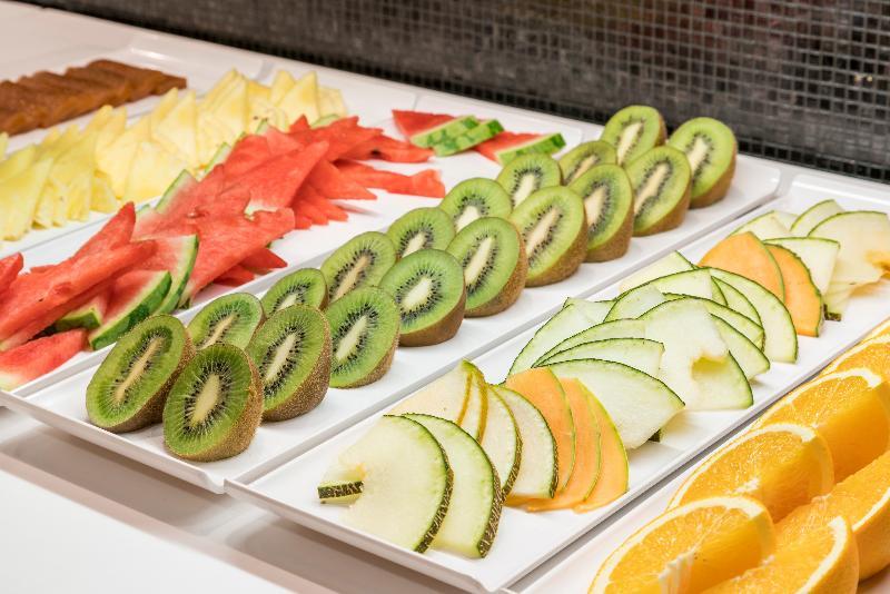 Ilunion Pio XII Hotel Madrid Ngoại thất bức ảnh